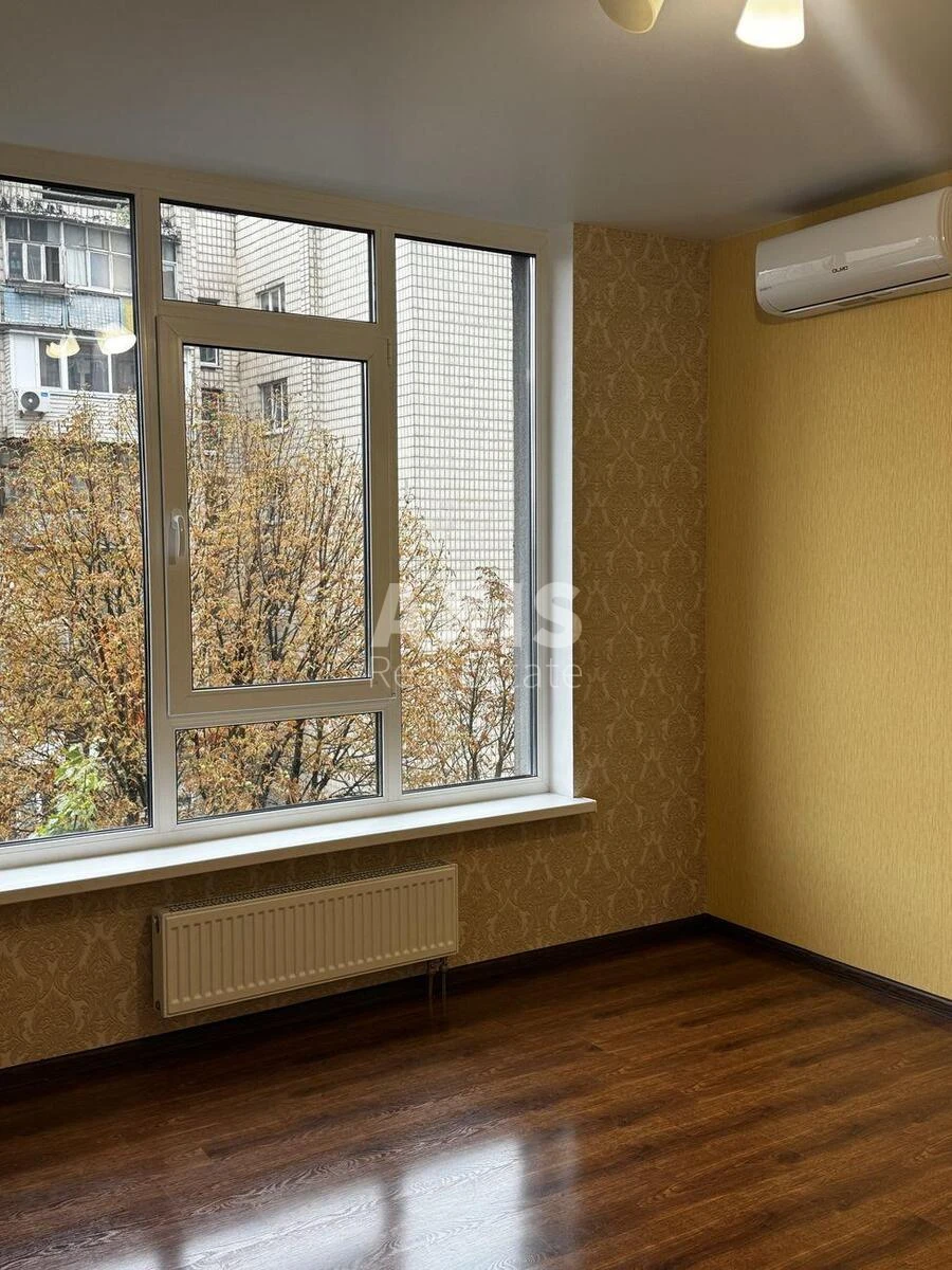 2k apartment pr-t Komarova Kosmonavta 9Б611014