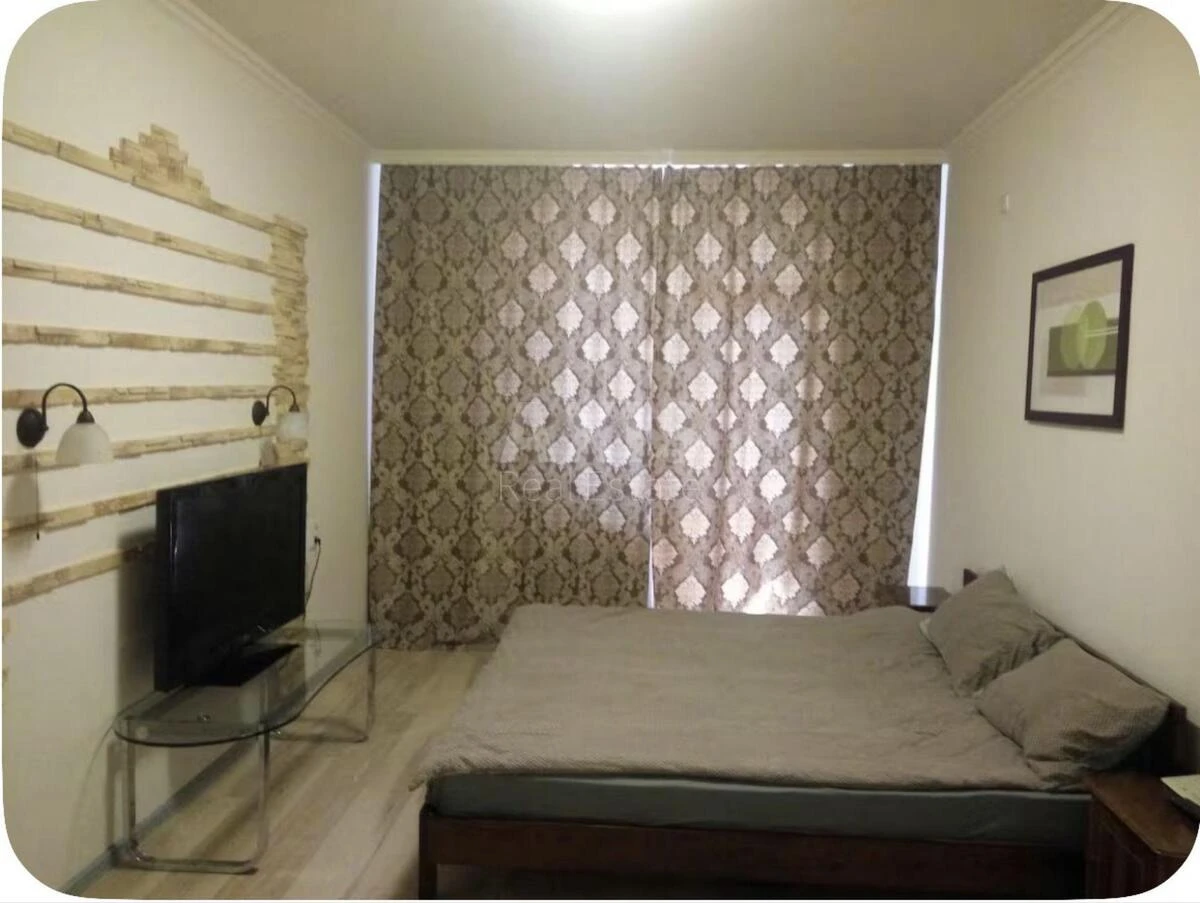 2k apartment vul. Dragomanova 40З709660
