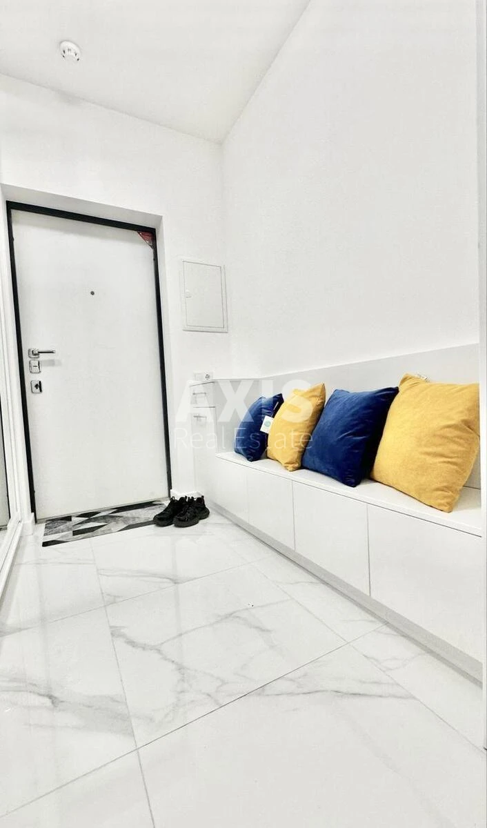 2k apartment vul. Glybochyc'ka 736457013