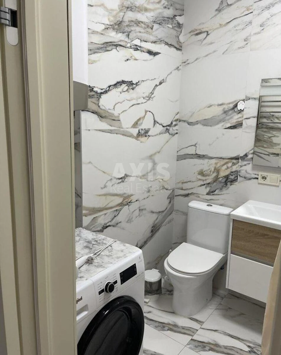 1k apartment vul. Yulia Zdanovska 34Б708097