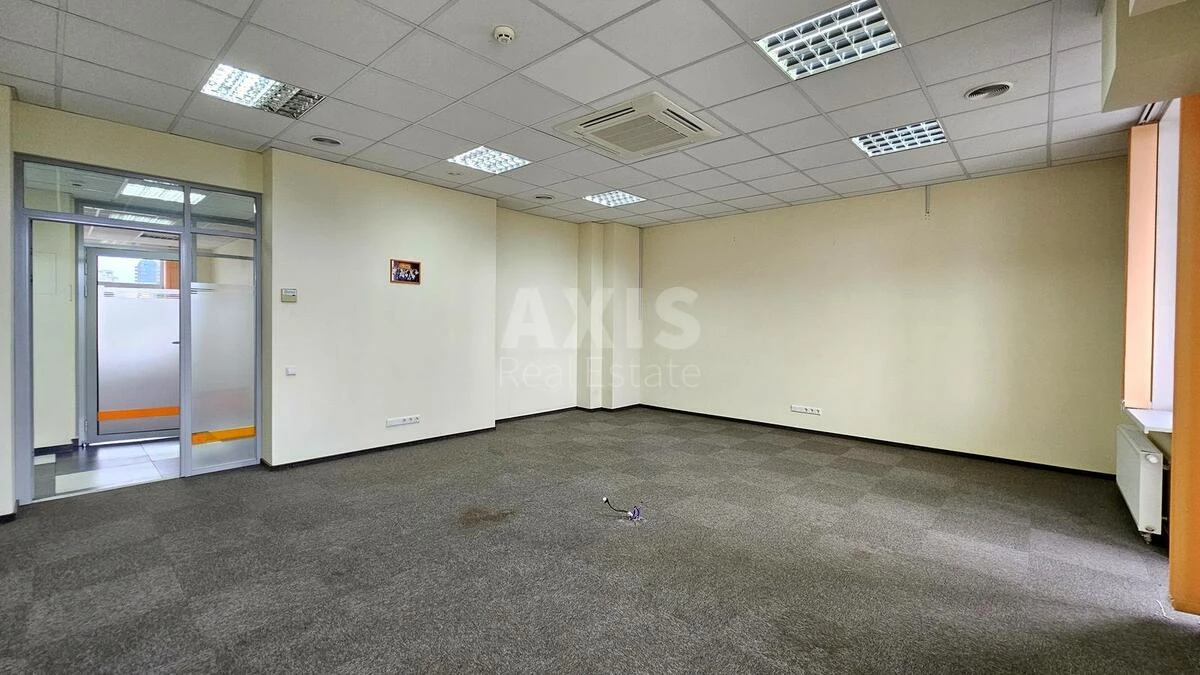 Office bul. Mykoly Mikhnovskoho 19, 900m2679032