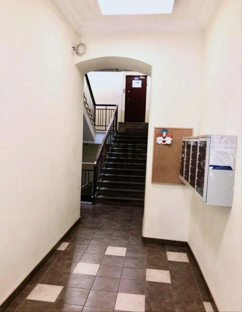 Office vul. Gonchara Olesja 37А, 87m26517313