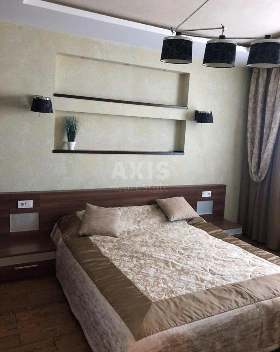 2к квартира ул. Мишуги Александра 8713623
