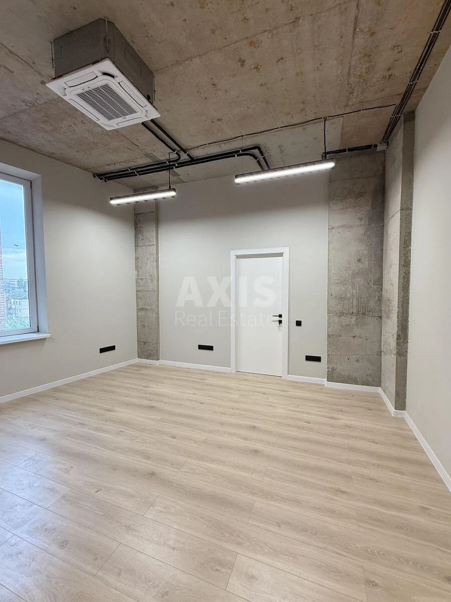 Office vul. Sichovyh Stril'civ 21, 58m268141