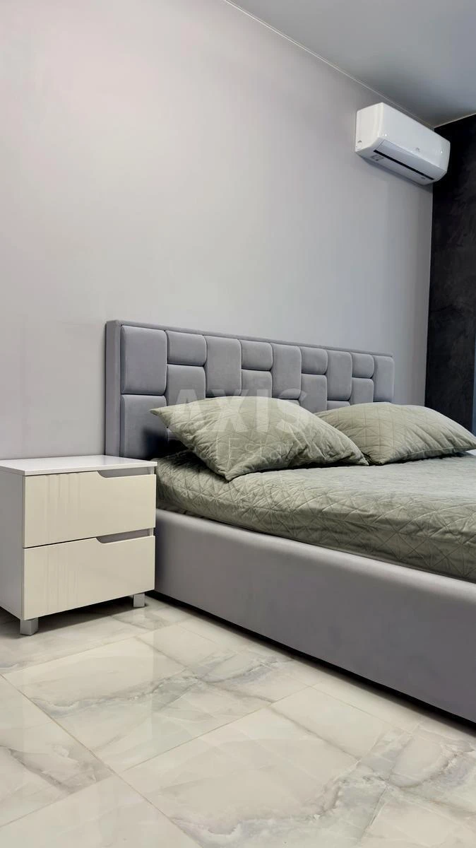 1к квартира ул. Лучистая 42681695