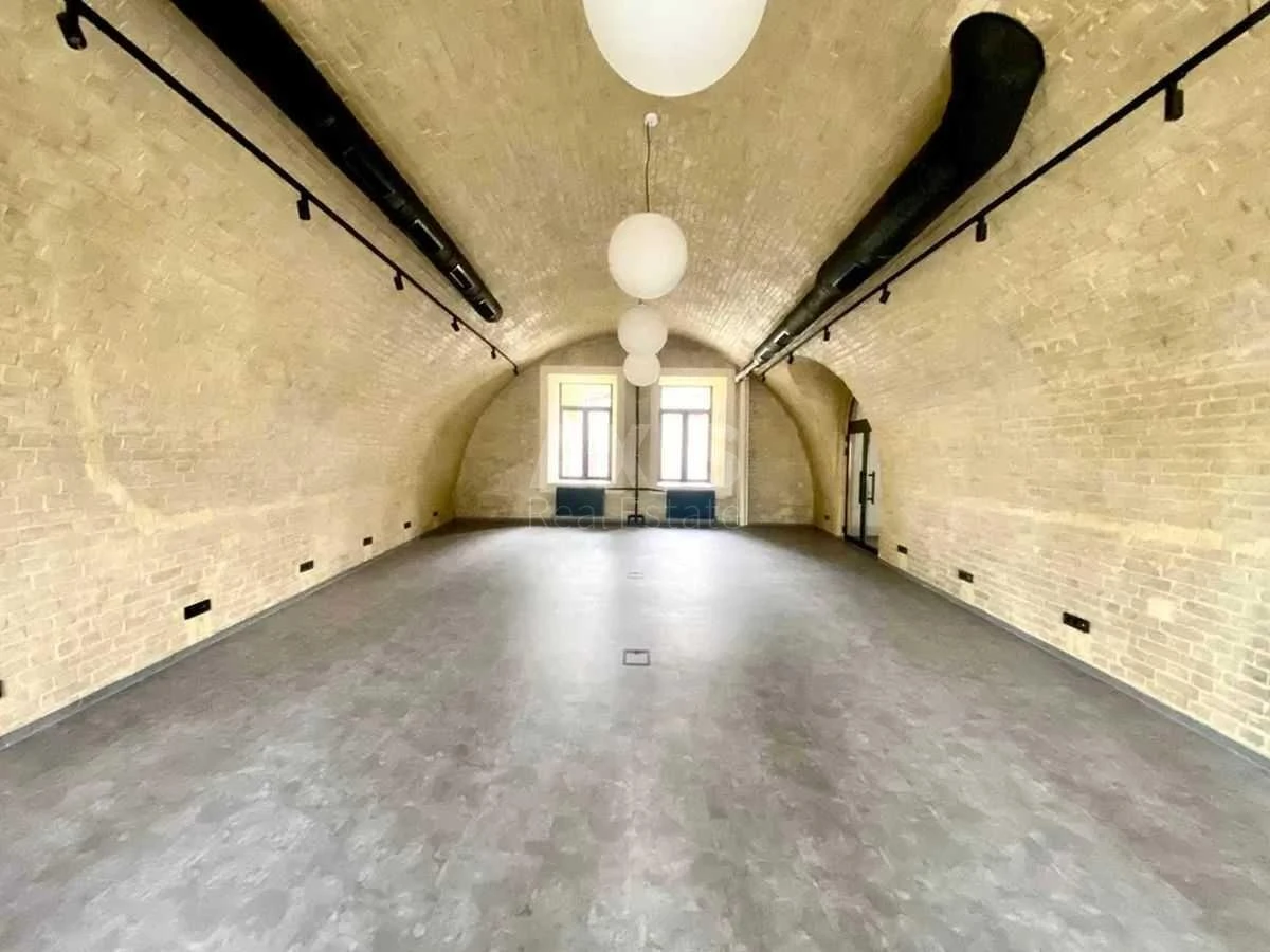 Office bul. Lesi Ukrai'nky 30, 700m2675852