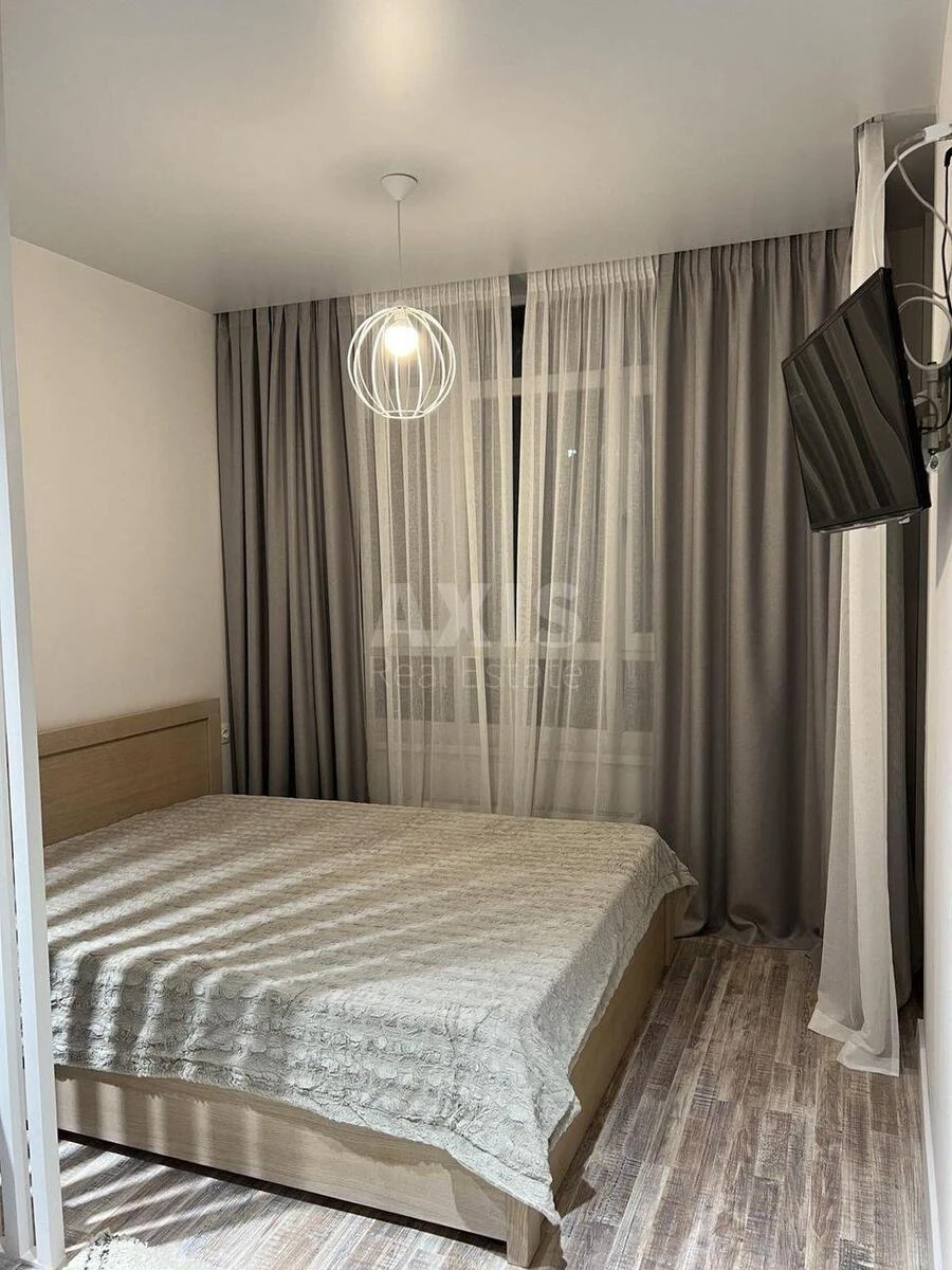 1k apartment vul. Glybochyc'ka 13602530