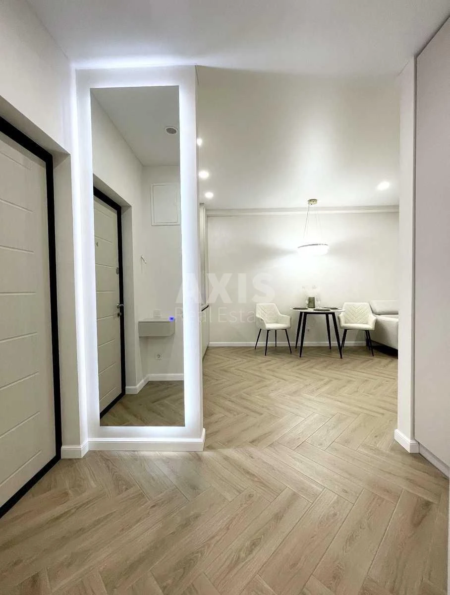 1к квартира ул. Михаила Максимовича 28Е705911