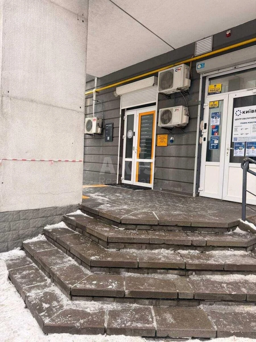 Объект торговли ул. Окипной Раисы 4, 104м2672161