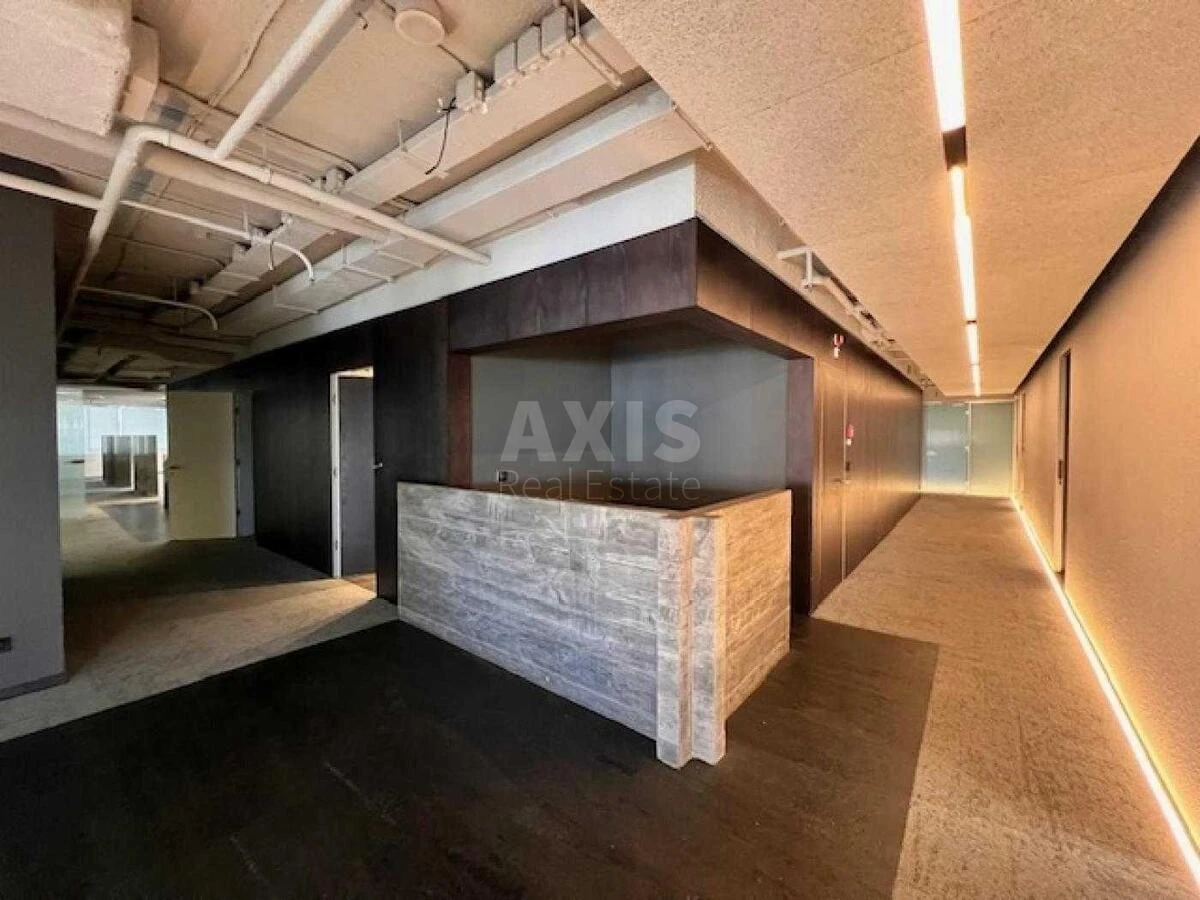 Office vul. Volodymyrs'ka 12, 700m2673243