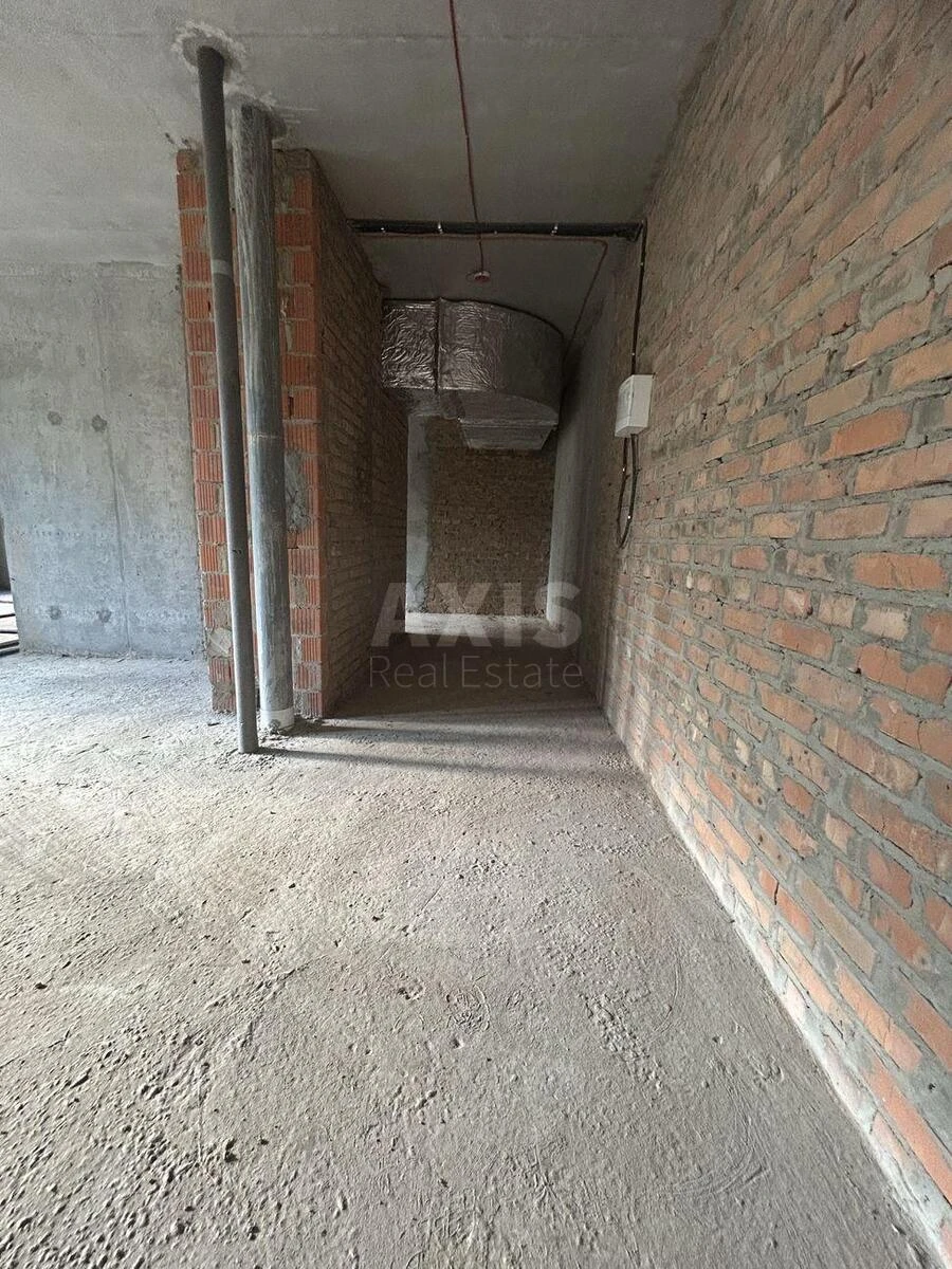 Service object vul. Zhyvopysna 3, 102m26466112