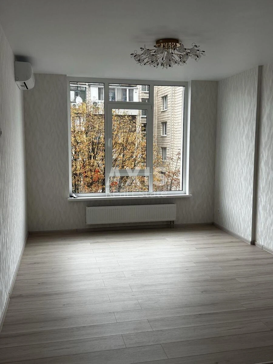 2k apartment pr-t Komarova Kosmonavta 9Б611011