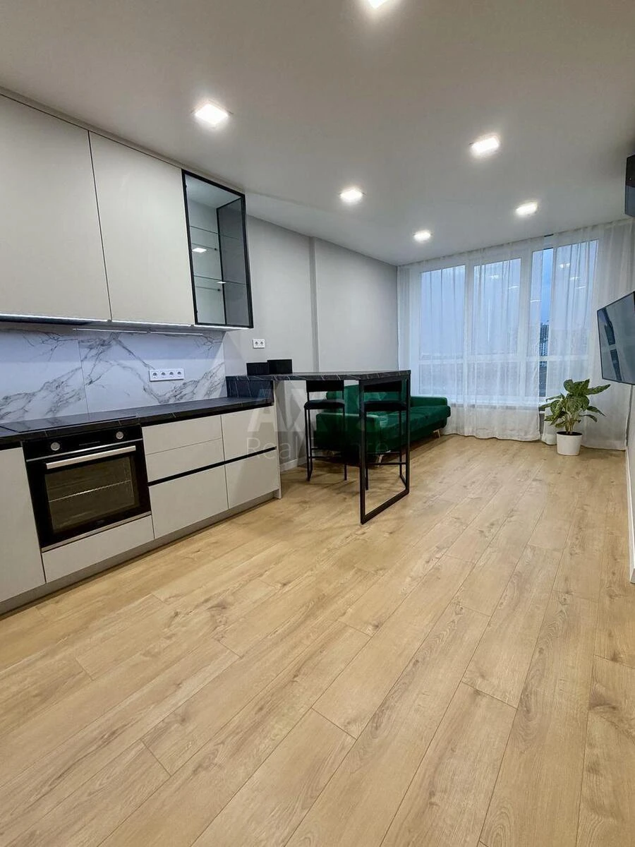 1k apartment vul. Rodyny Kristeriv 14676302