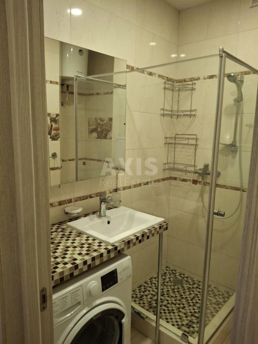 2k apartment vul. Yulia Zdanovska 46/1662567