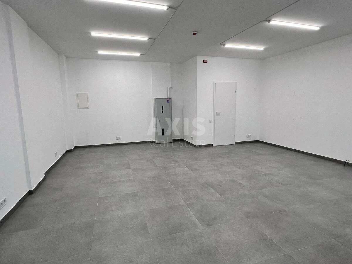 Офис ул. Михаила Максимовича 24, 56м263570