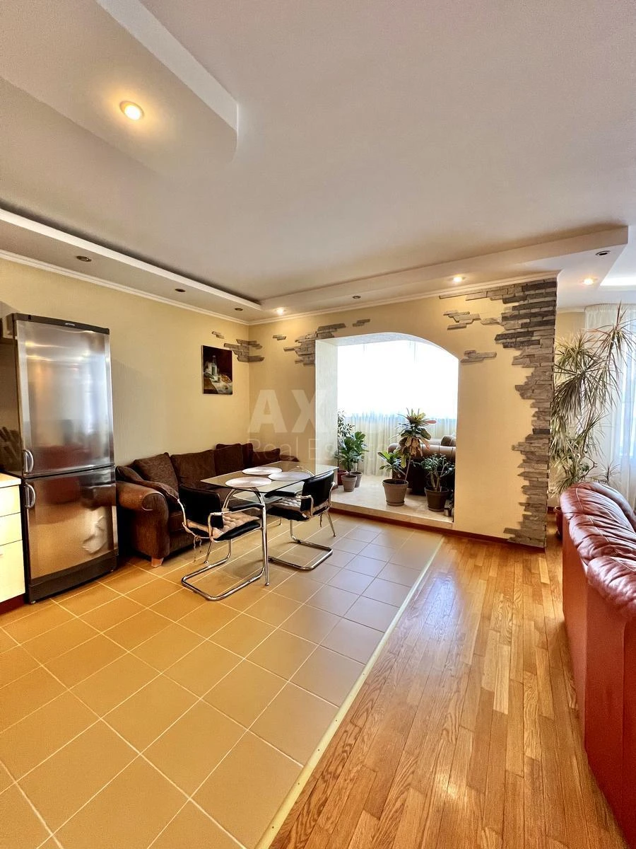 2k apartment pr-t Grygorenka Petra 1Б7011117