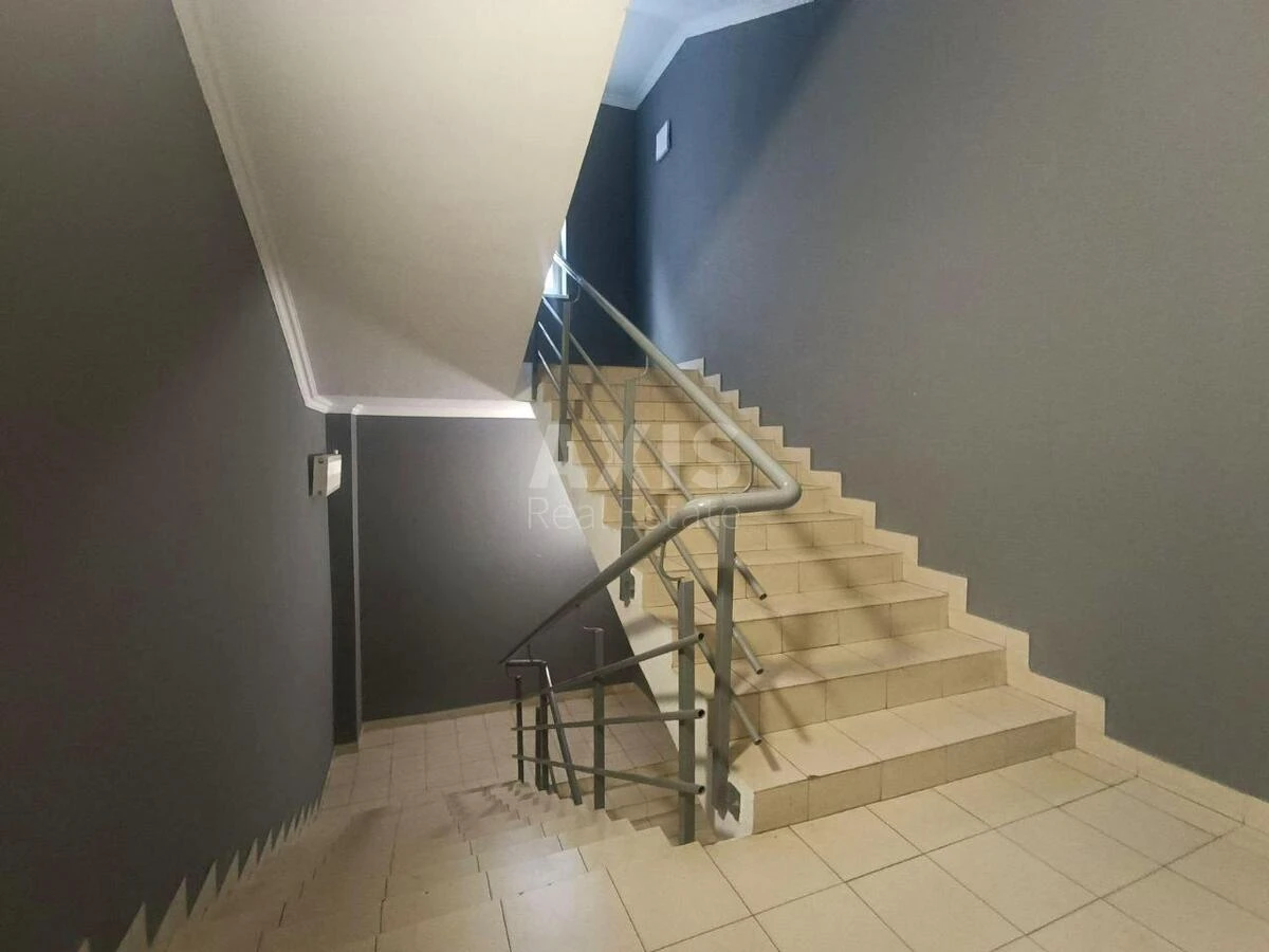 Office vul. Jevgena Konoval'cja 36Д, 163m2633485