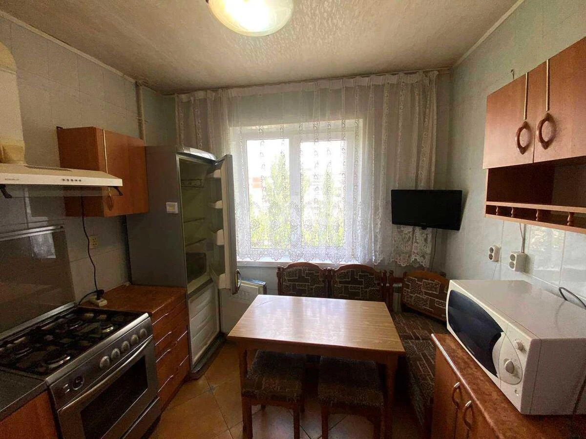 3k apartment pr-t Svobody 1/60706008