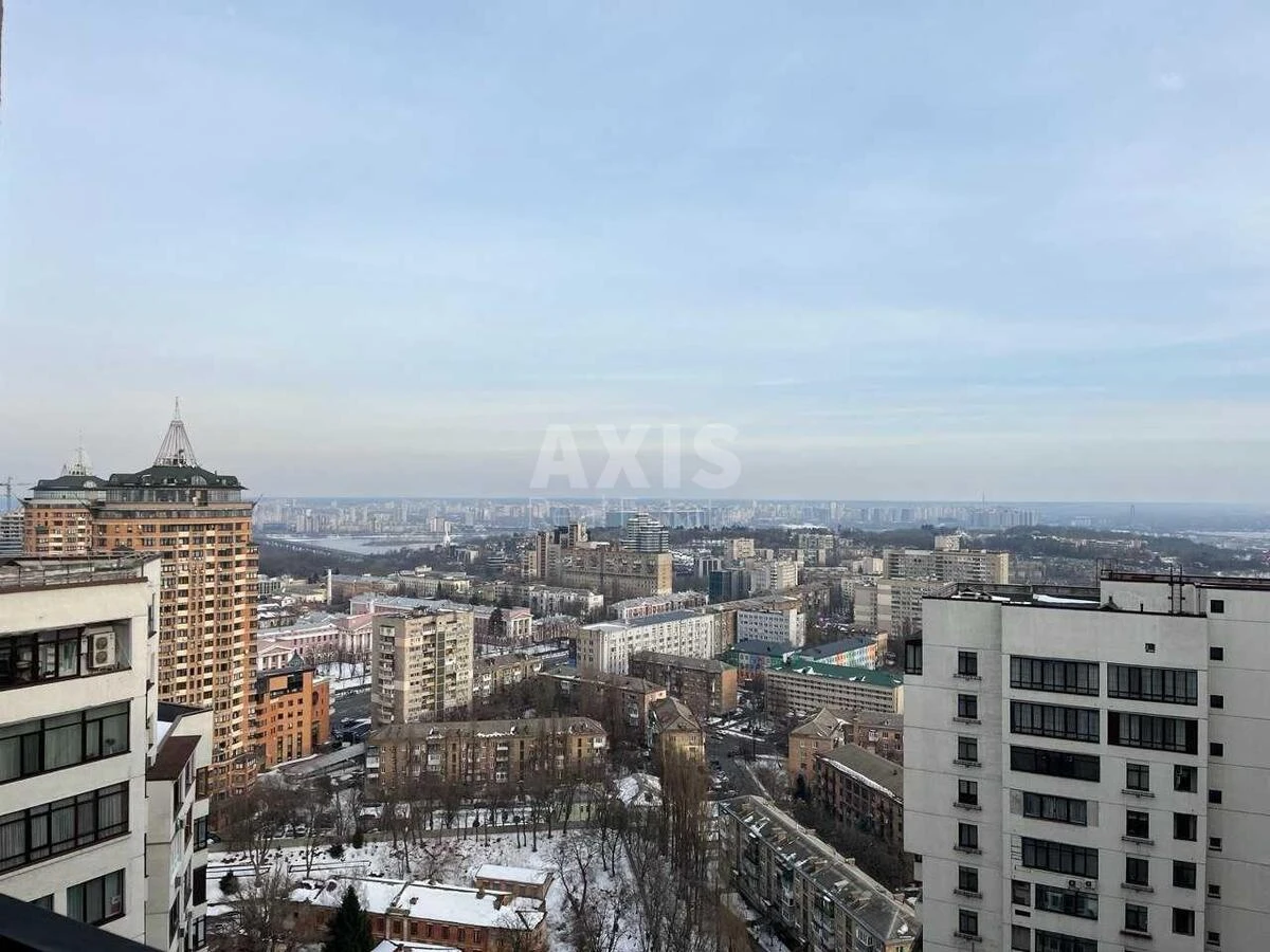 Office vul. Jevgena Konoval'cja 26, 327m26562814