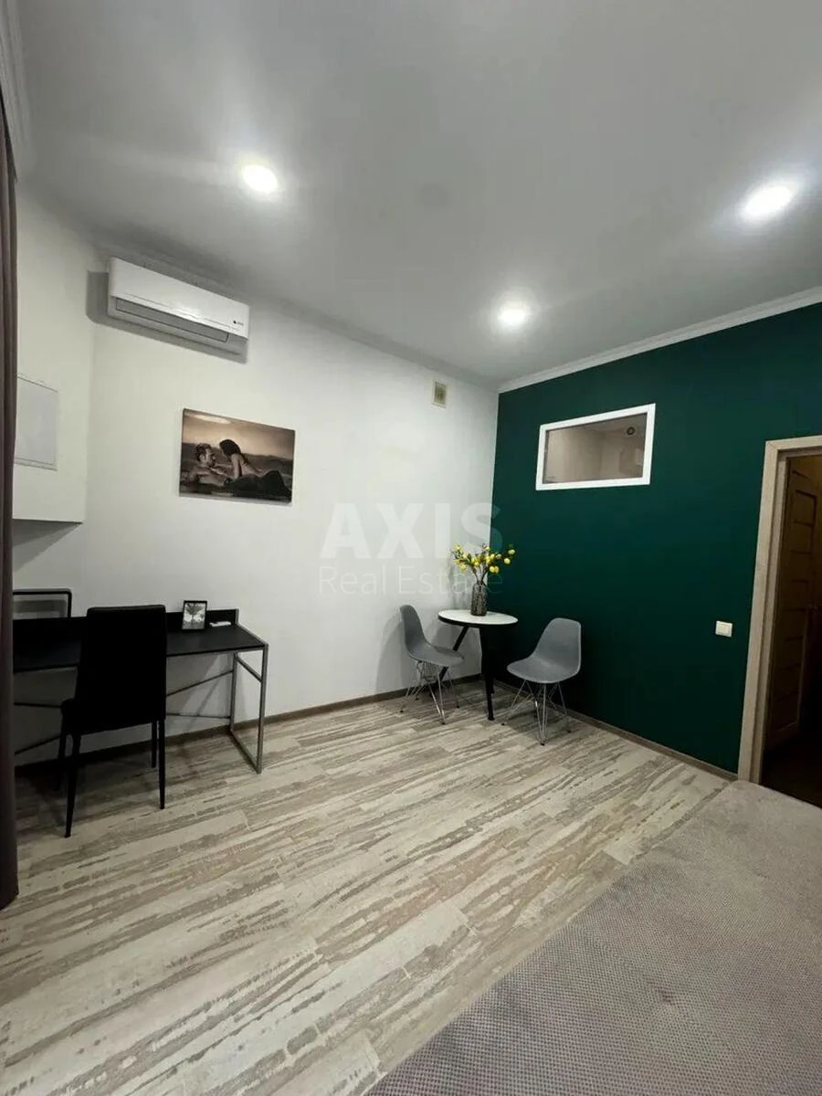 Office vul. Degtjarna 9, 56m265668