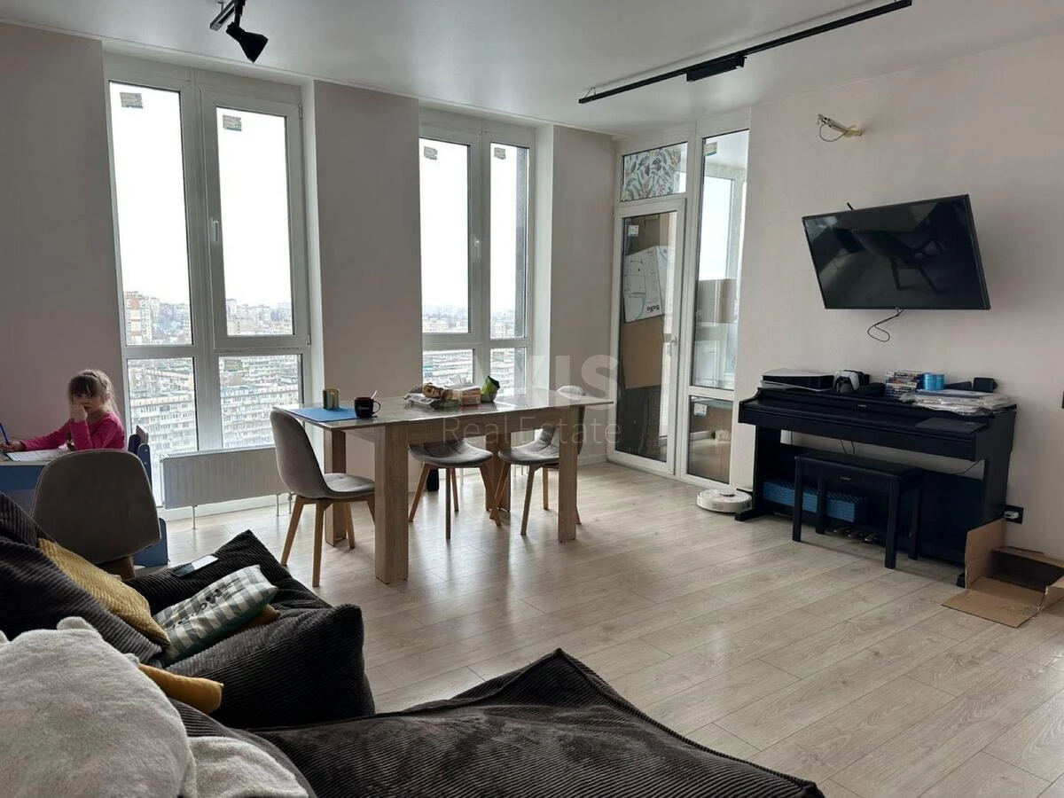 4k apartment pr-t Yevropeyskoho Soyuzu 49674720