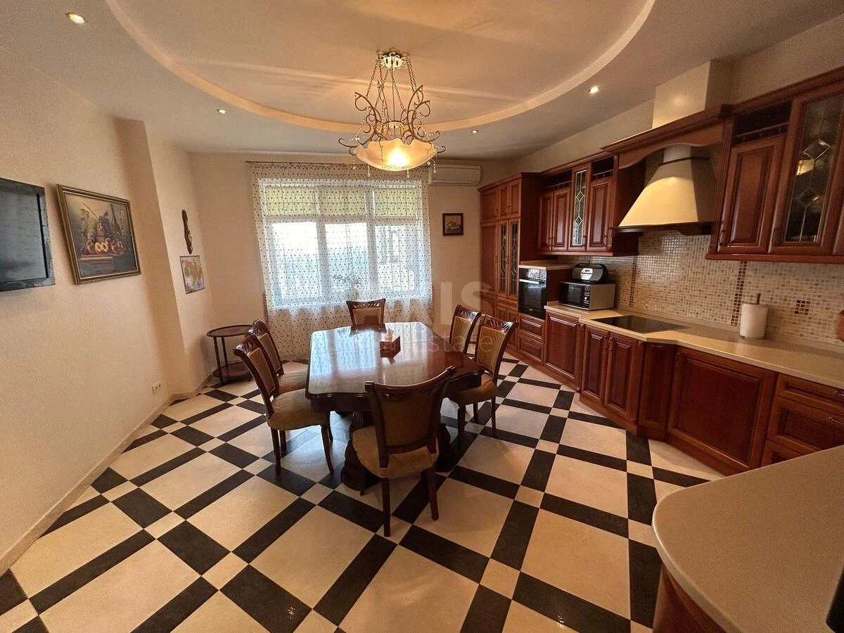 3k apartment vul. Moldavs'ka 2663420