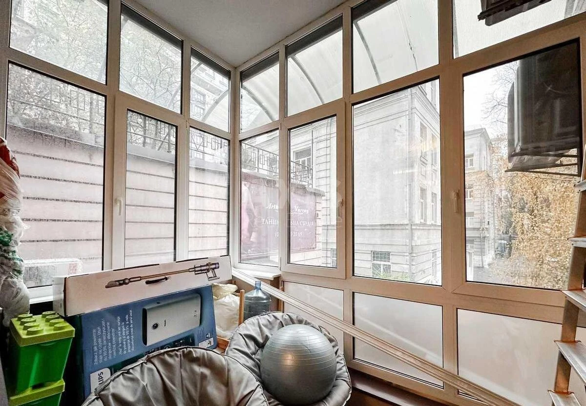 3k apartment vul. Ljuterans'ka 10А6784319