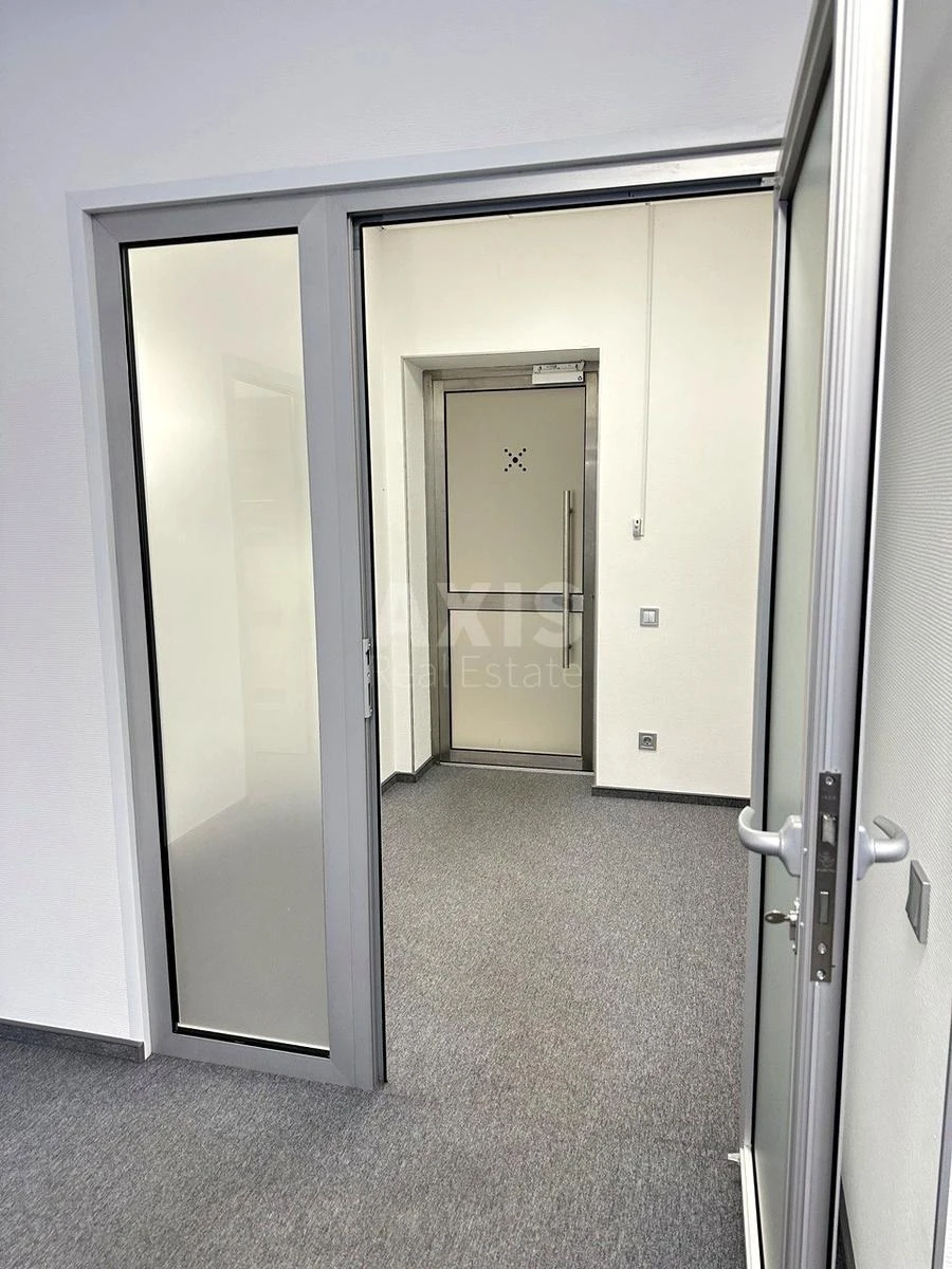Офис ул. Старонаводницкая 13Б, 113м2679379