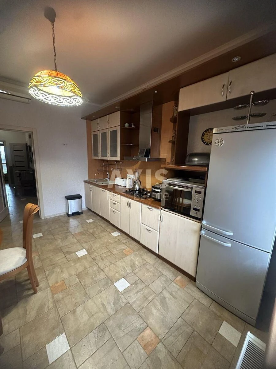 3k apartment vul. Hmel'nyc'kogo Bogdana 82494931