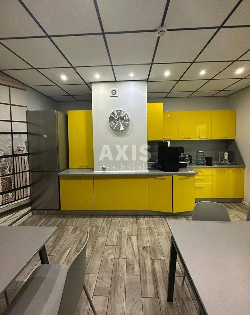 Office vul. Degtjarivs'ka Thirty-three A, 260m2495254