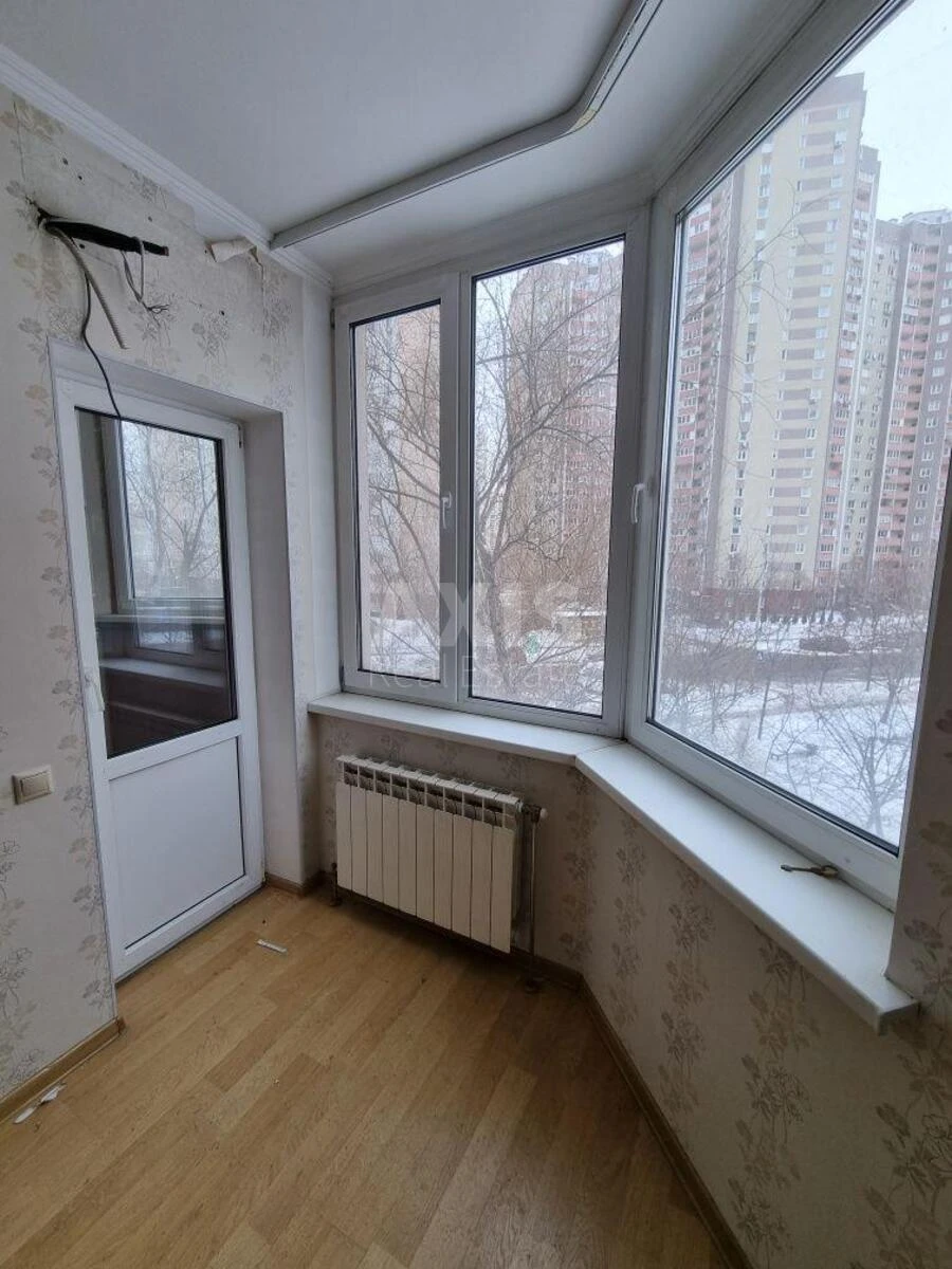 1k apartment vul. Urlivs'ka 21648543