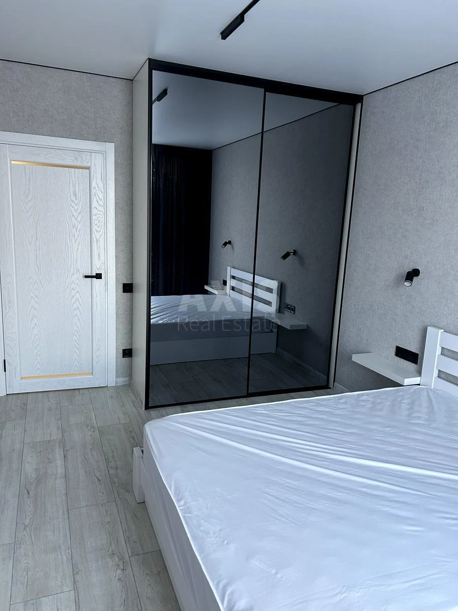 1k apartment vul. Viktora Nekrasova 1641624