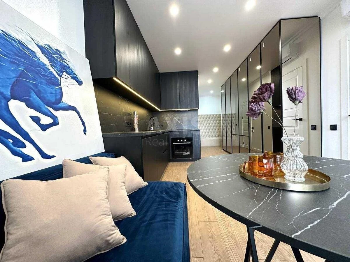 2k apartment vul. Zarichna 16712615