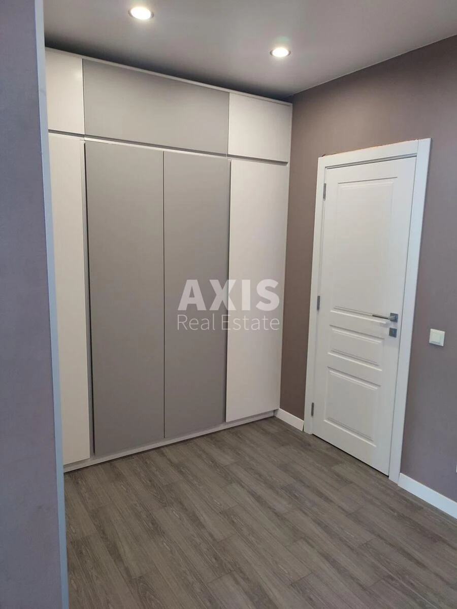 1k apartment pr-t Berestejskij fifty-five A696105