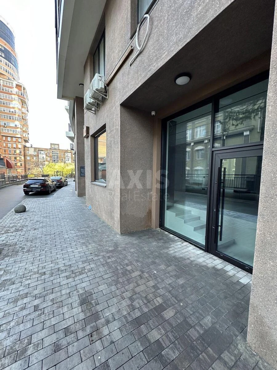 Объект торговли ул. Василия Тютюнника 28А, 55м26363115