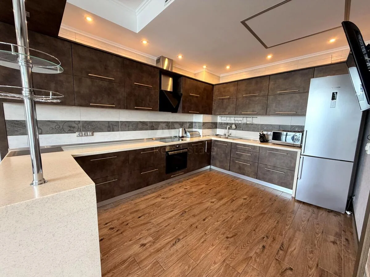 3k apartment vul. Okipnoi' Rai'sy 18