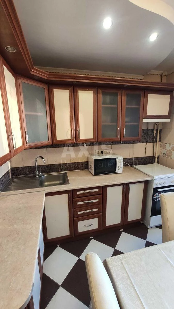 3k apartment vul. Pryluzhna 1470006