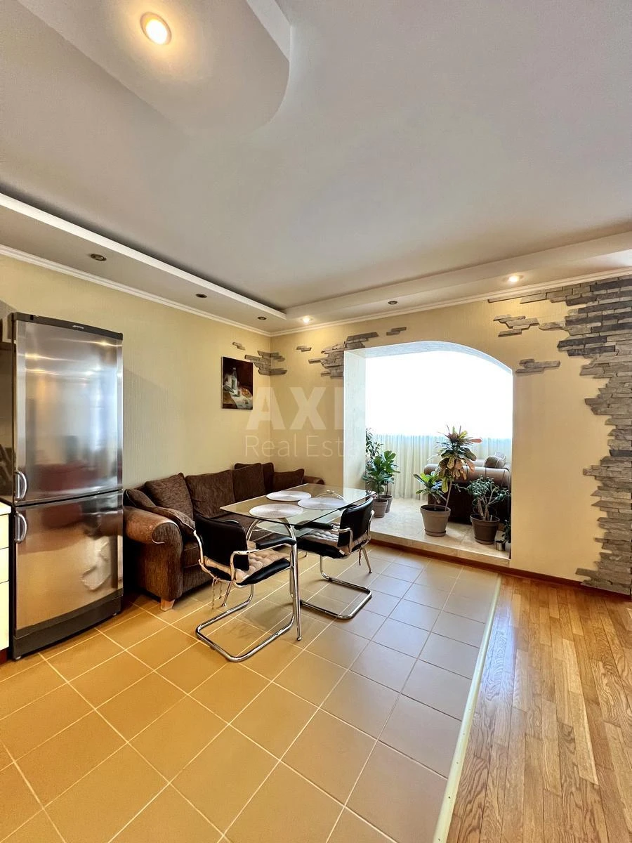 2k apartment pr-t Grygorenka Petra 1Б7011118