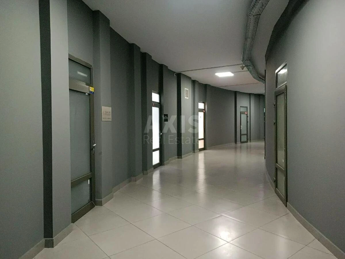 Office vul. Jevgena Konoval'cja 36Д, 163m2633486