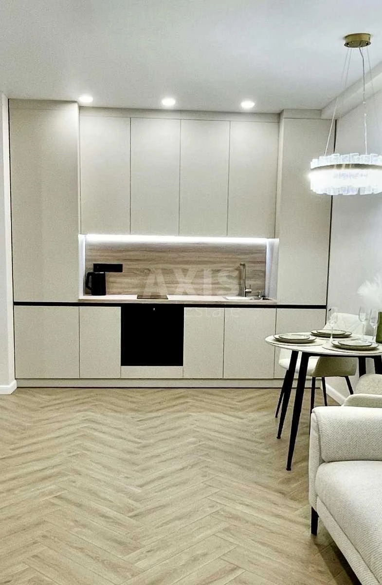 1k apartment vul. Myhajla Maksymovycha 28Е705913