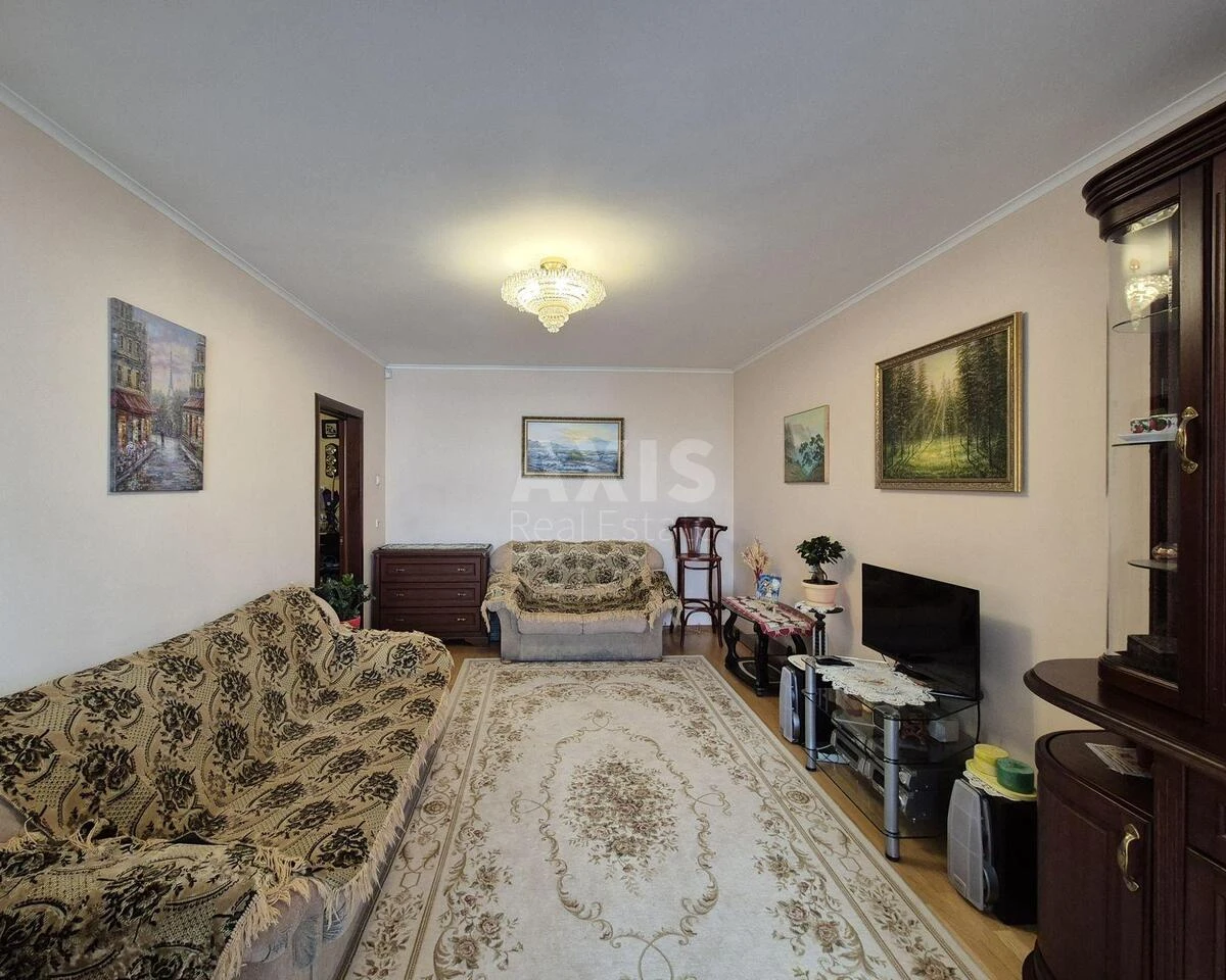 2k apartment vul. Lavruhina Mykoly 5689012