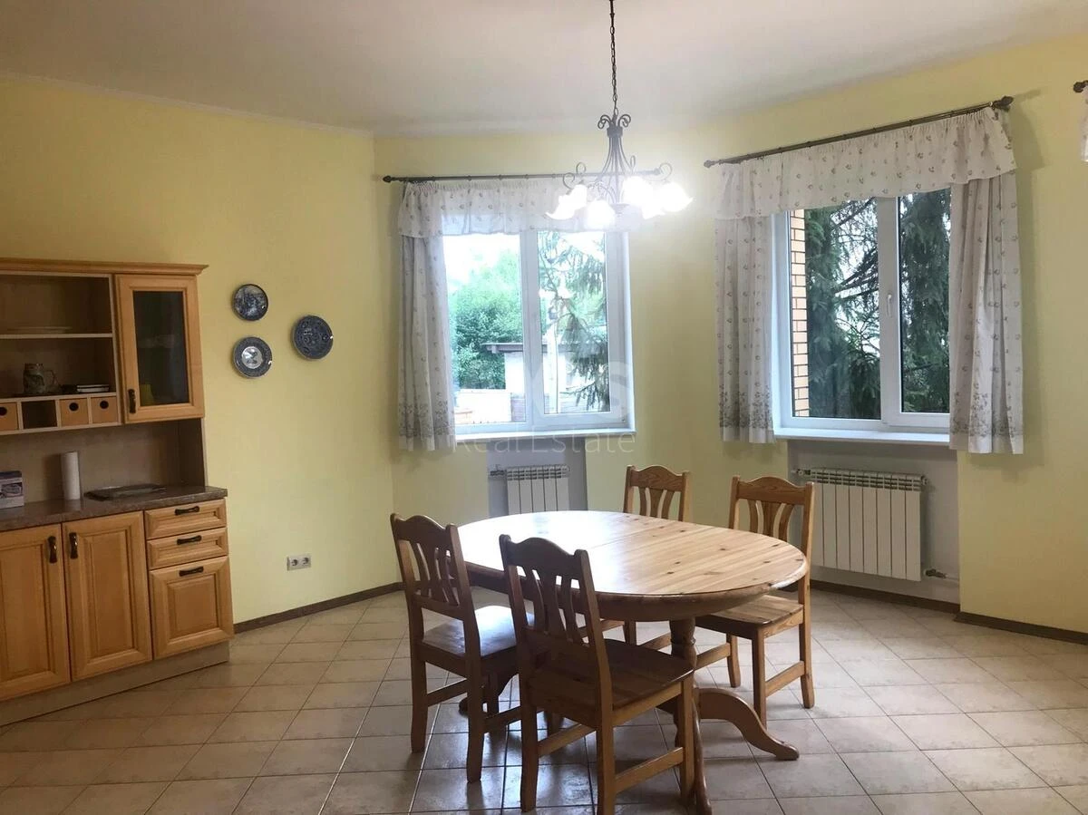 Дoм ул. Богатырская, 438м2, город Киев7042510