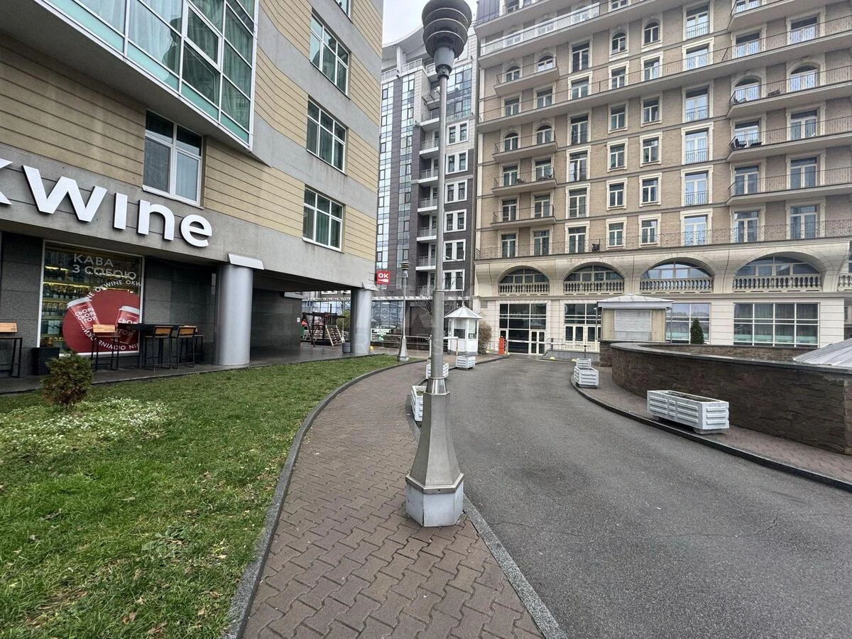 Trade object vul. Zvirynec'ka 59, 45m2643618