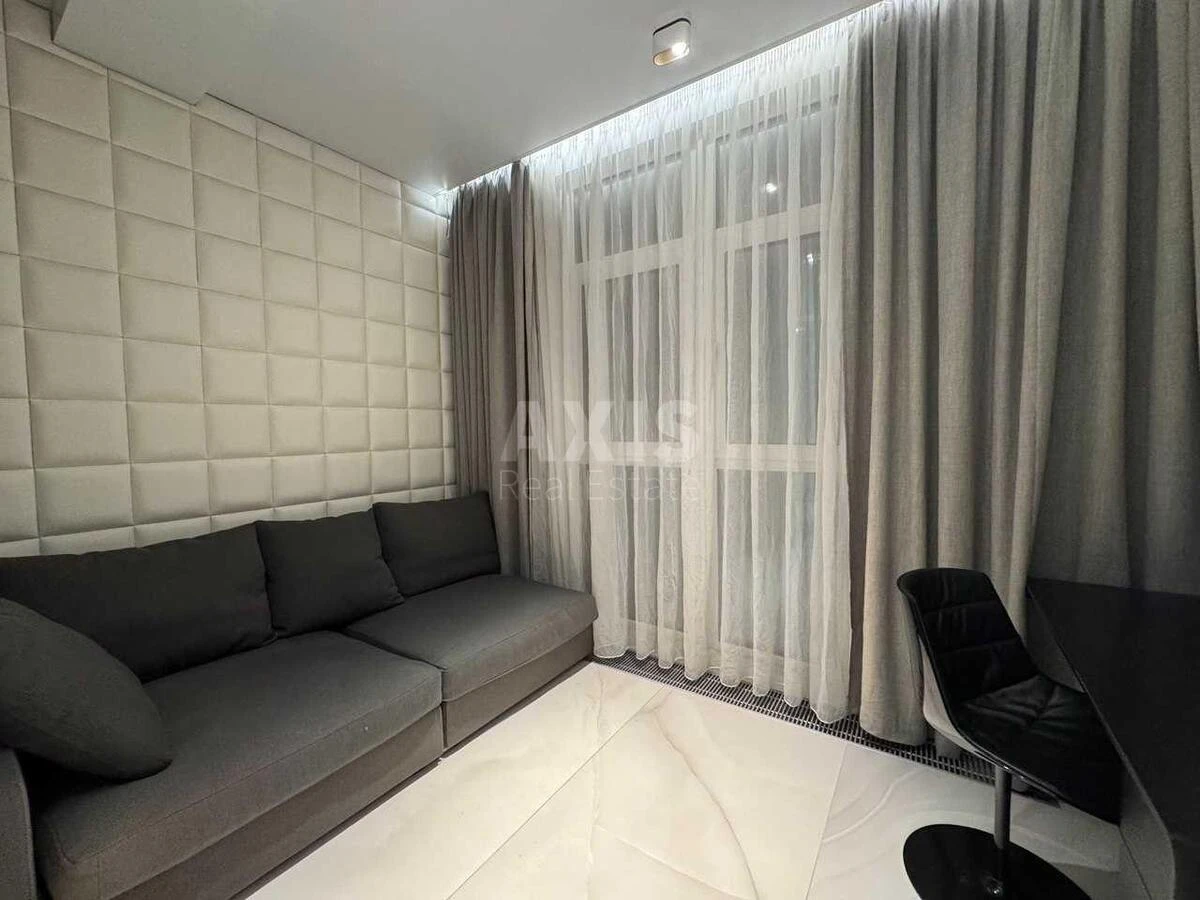 4k apartment vul. Andriya Verkhohlyada 18677573