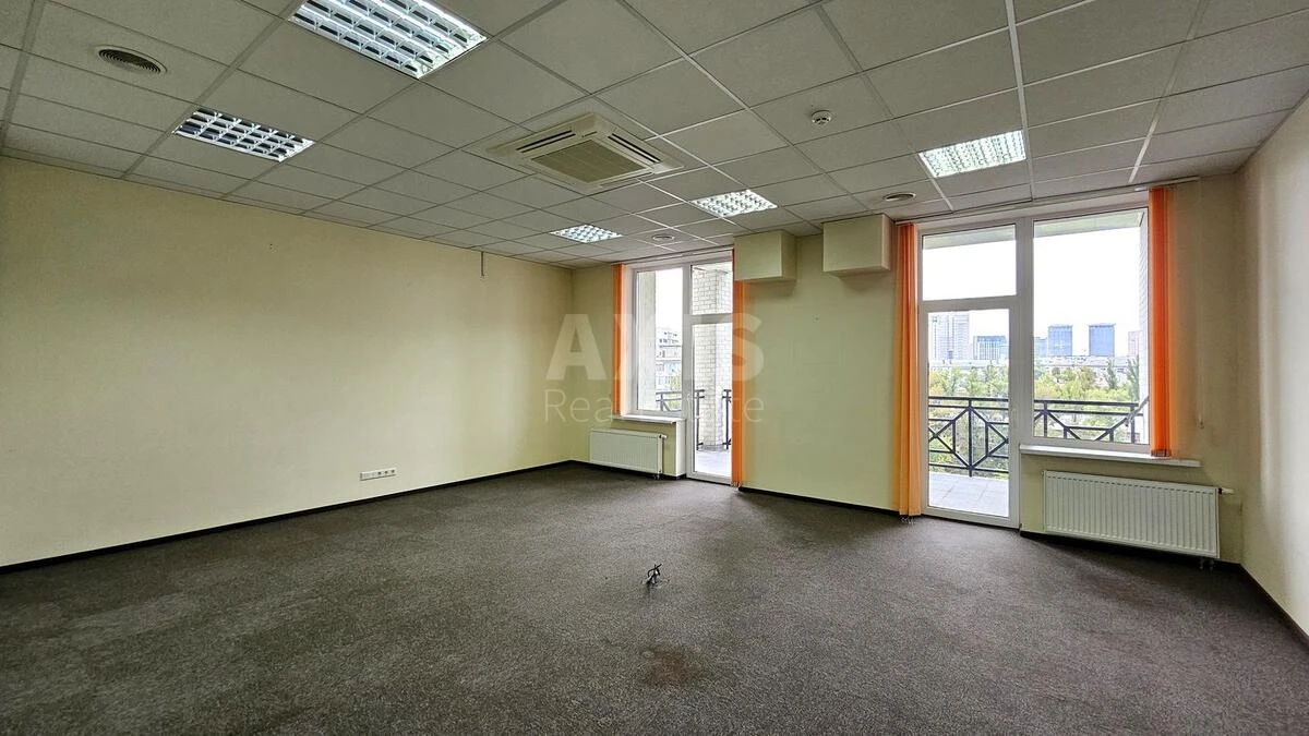 Офис бул. Николая Михновского 19, 900м2679031