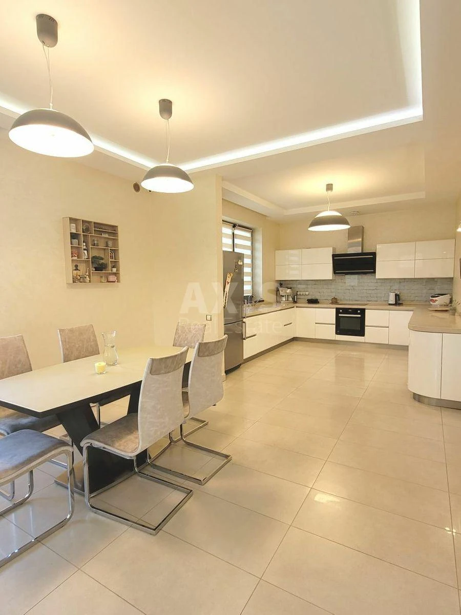 House vul. Central'na, 252m2, Kyiv city582881