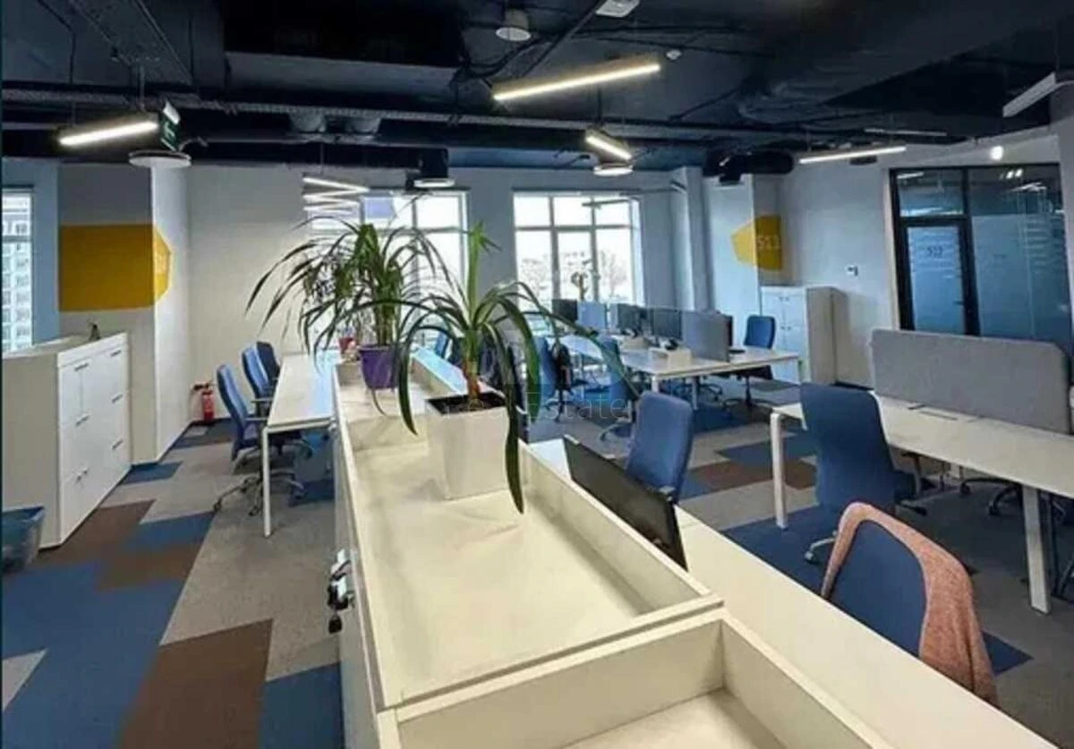 Office vul. Jaroslavs'ka 58, 1500m2712383