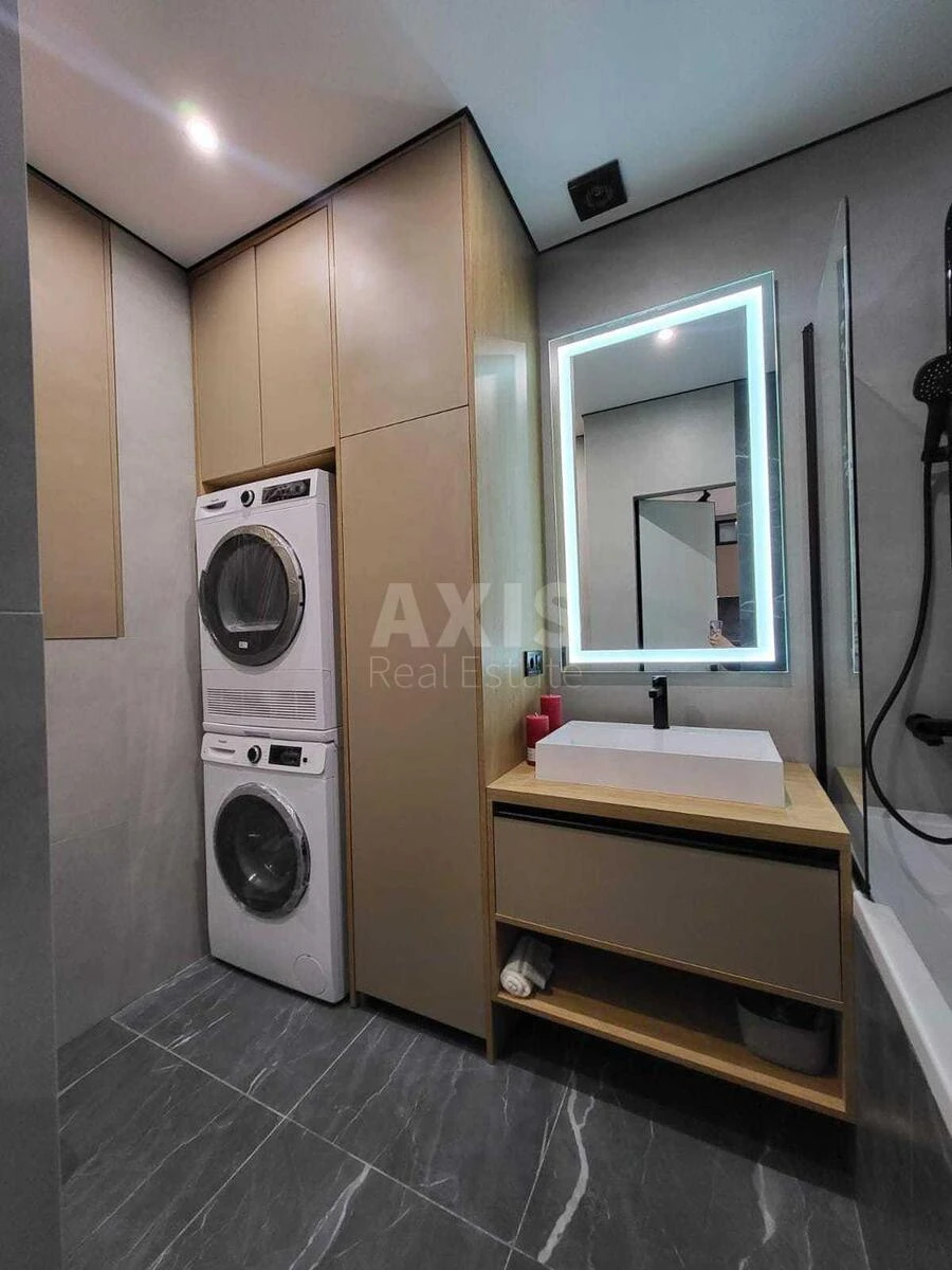 1k apartment vul. Prychal'na 106827511