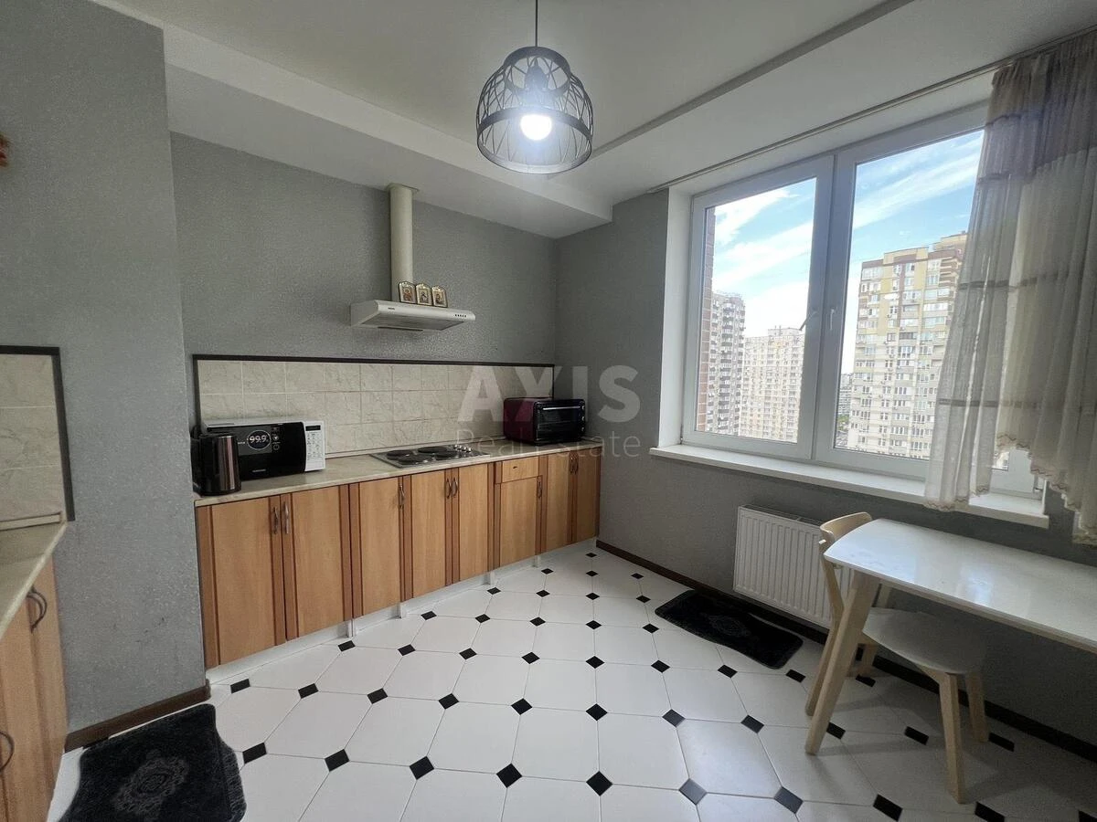 2к квартира ул. Ахматовой Анны 3071549