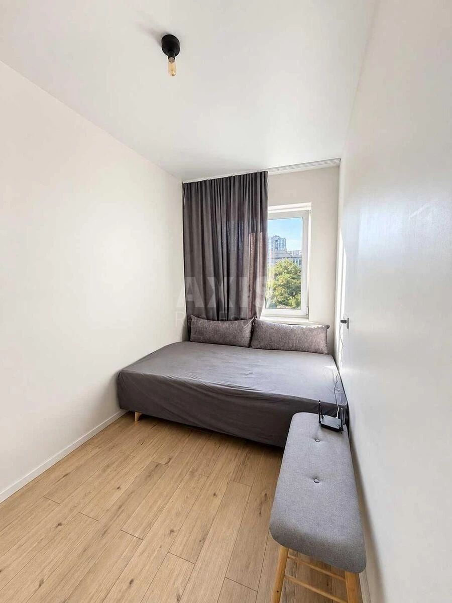 3k apartment vul. Derevljans'ka 20/2718067